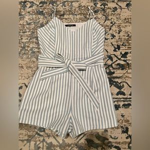 Sugar Lips romper. Size small. So adorable on!!